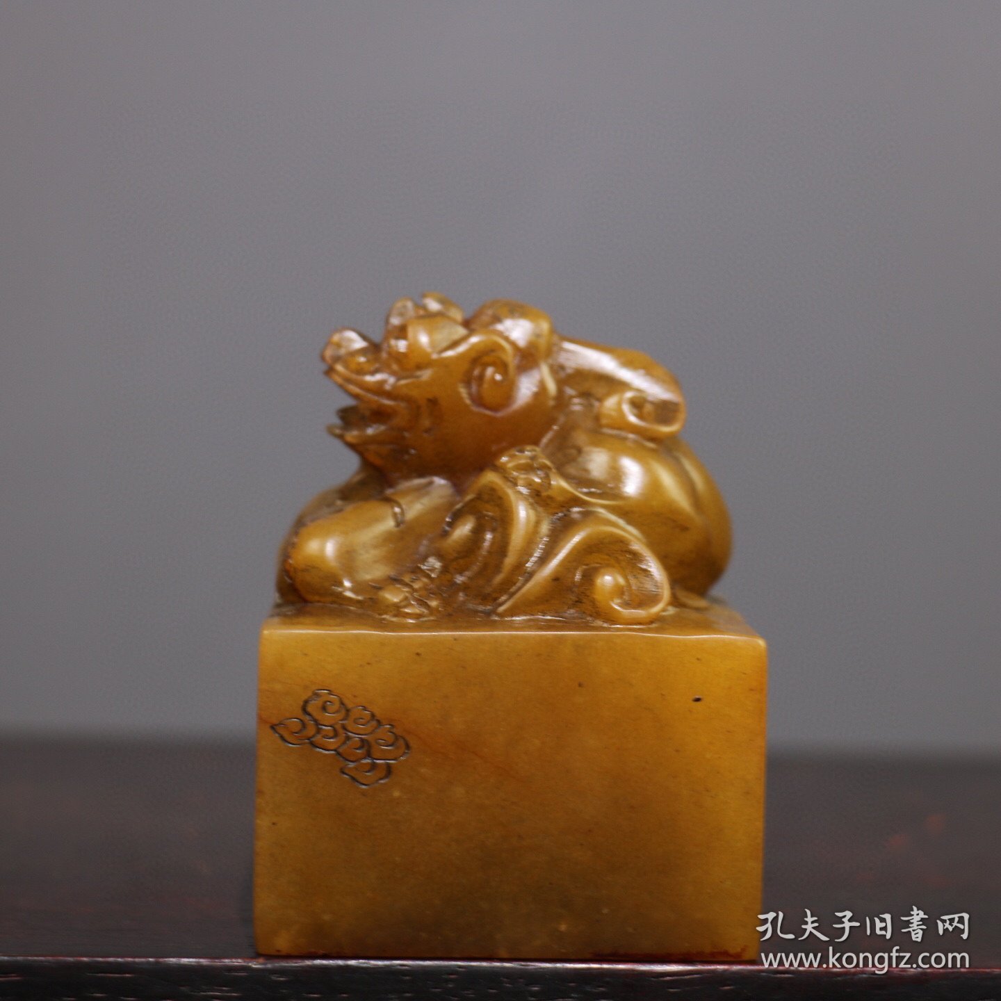 田黄石精雕·招财貔貅·老闲章