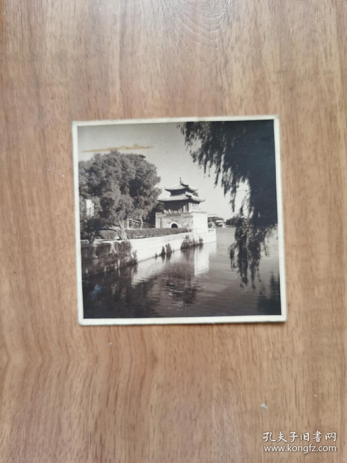 五六十年代北京北海老照片9.5*9.5cm