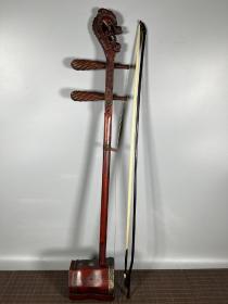 民藏弓弦乐器花梨木雕刻龙头二胡一把，长83厘米，宽15.5厘米