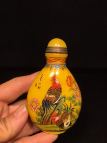 老琉璃手工外画（大吉大利）鼻烟壶，包浆厚重，宽54mm高90mm厚31mm，重约120克