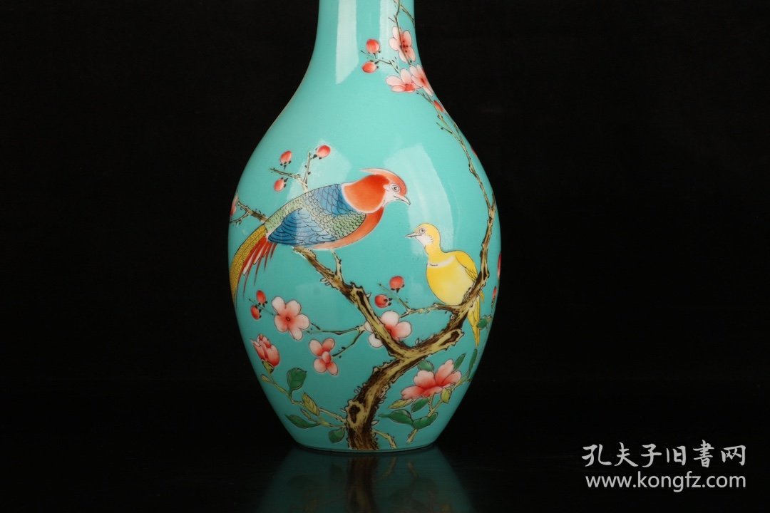 清雍正孔雀绿粉彩喜上眉梢花瓶一对 尺寸 高21直径8厘米