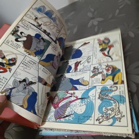 卡通画册西游记1,2册全（16开，硬精装，彩图版)