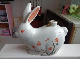 日本三得利生肖空瓶兔