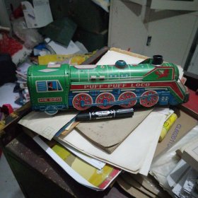 铁皮玩具小火车