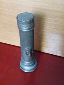 民国上海手枪牌铜手电筒(直径5.5cm长17cm)