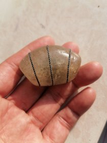 辽金时期水晶嵌银丝勒子！包浆浑厚沁蚀土咬风化自然熟旧！尺寸规格长4.75厘米宽3.1厘米厚2厘米！