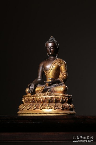 清铜鎏金释迦摩尼坐像