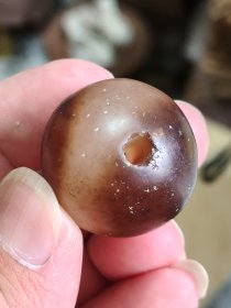 玛瑙珠子一个