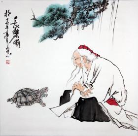 师曾 范曾弟子，文化部艺术发展中心中国书画院院士，国家一级美术师、一级书法师，北京首体大学客座教授，国际著名书画家，文化部艺术发展中心中国书画院院士，国家一级美术师、一级书法师，北京首体大学客座教授。中国书画家委员会委员 画芯 63*66 人物画 《长乐图》原裱立轴