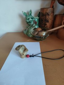 骨头手把件