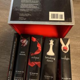 The Twilight Saga Complete Collection暮光之城英文原著原版 五册全套链接