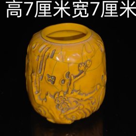 Z珍藏笔洗， 选材上乘，做工精细，纹路清晰，包浆老道，成色如图。重204g，