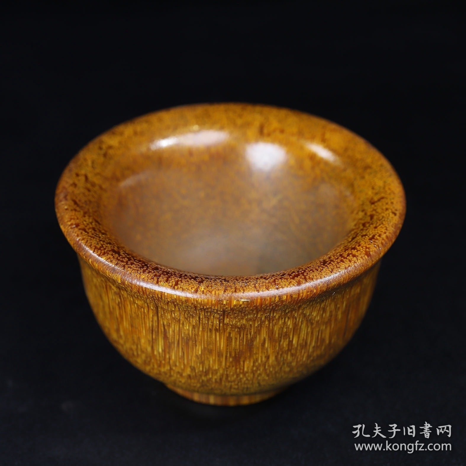 旧藏碗，口径10厘米高6.3厘米，重约270克