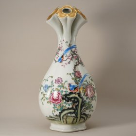 粉彩鎏金花鸟绘瓶 规格 15*35cm