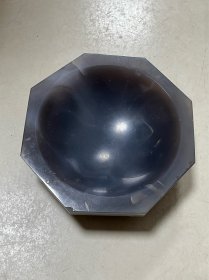 玛瑙笔洗（有磕碰）
