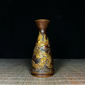 纯铜浮雕龙凤呈祥酒盅，高14厘米，宽6.5厘米，重268克