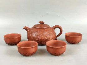 精品.徐汉棠.紫砂壶一套。 纯手工制造，全品无磕碰，出水流畅，正常使用，茶室首选摆放大气典雅……