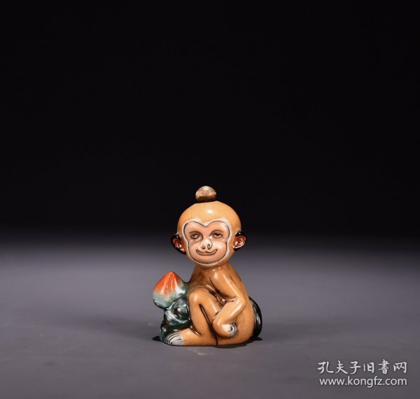 旧藏清粉彩猴子鼻烟壶