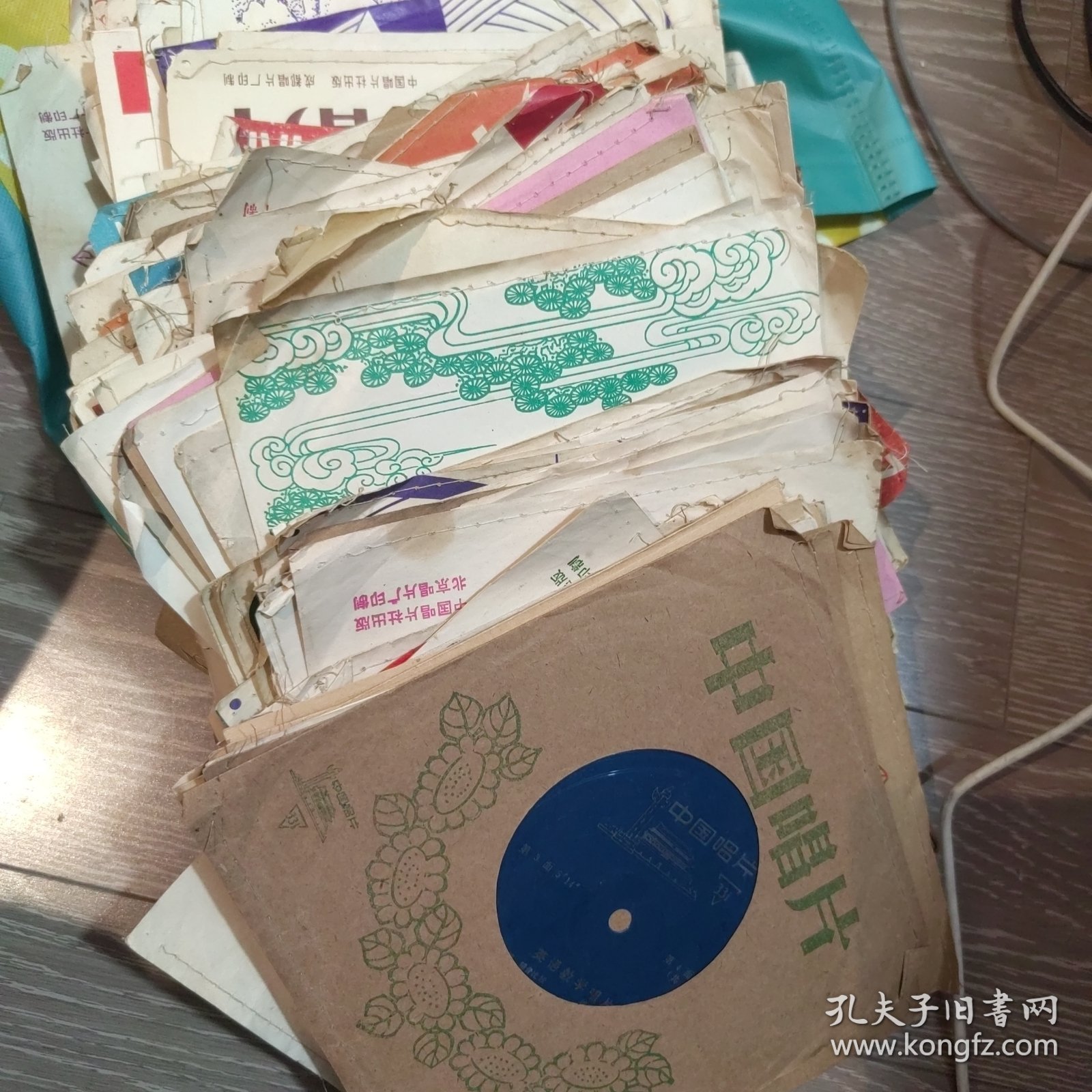 薄膜唱片两百多张（直播商品）