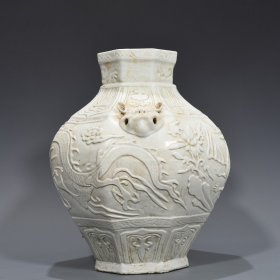 元古相博陵第款卵白釉刻龙纹兽耳八方罐 38*30厘米 1500