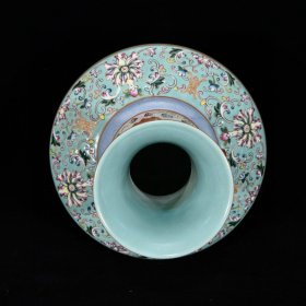 清乾隆粉彩山水亭台楼阁纹双耳瓶，25.5×17厘米