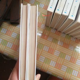 中华童话名家精品文库 十二本合售 （ 金近、 鲁兵、 贺宜 、吴梦起、 包蕾、 陈伯吹 、梅志、 洪汛涛、 仇重 、张天翼、 严文井 孙幼军 ）精装