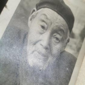 老人肖像照，清朝民国遗老遗少？人物老相片，黑白老照片。