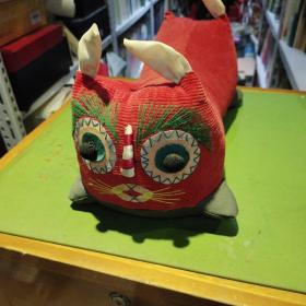 【民俗老物件收藏】虎头布枕头【两侧虎头图案，一侧虎头少了一个耳朵】图片为实拍，品相以图片为准，二楼靠窗子书架