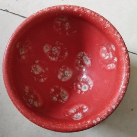 红瓷碗