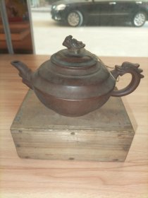 蒋彦紫砂茶壶 龙造型