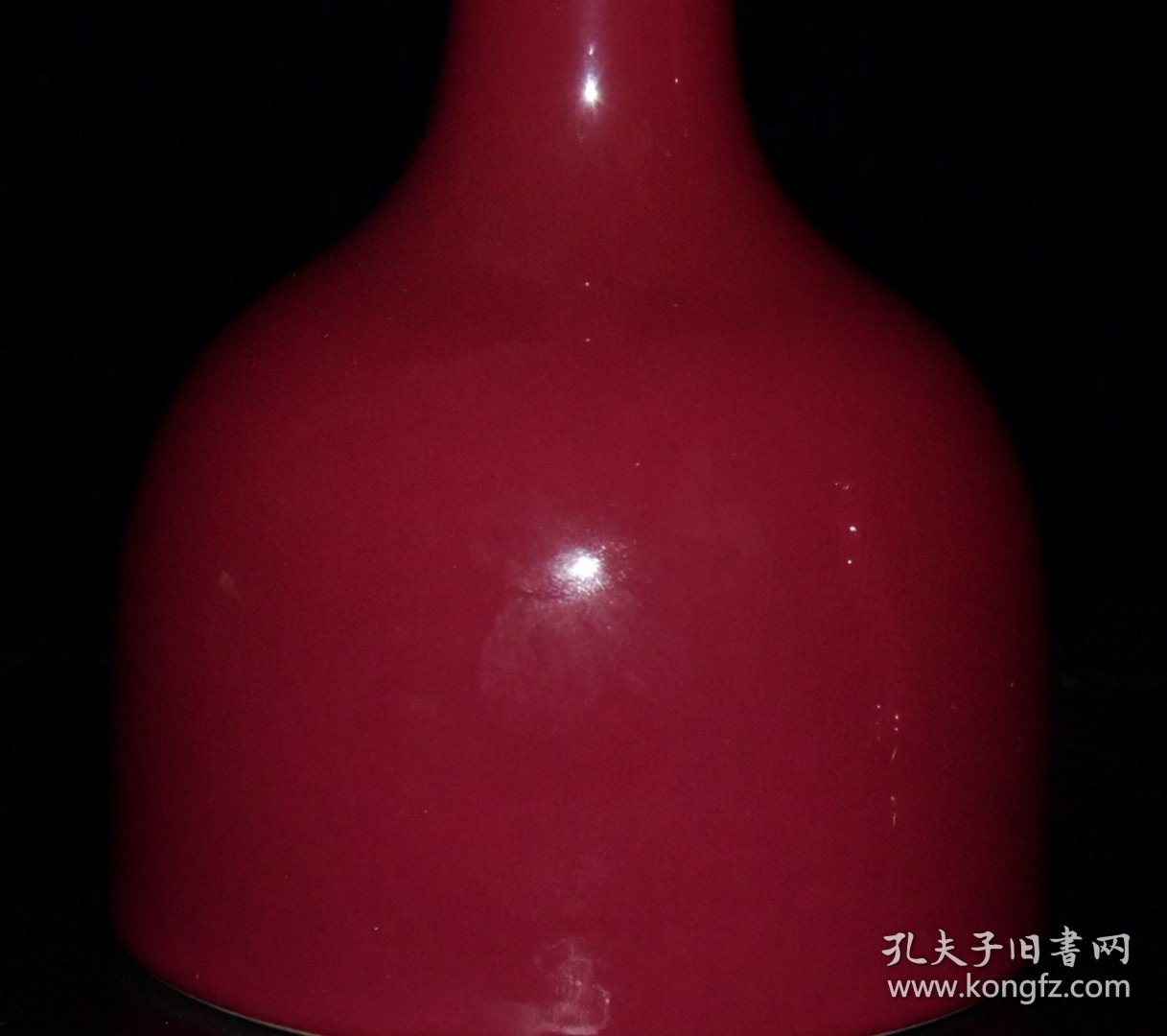 清雍正胭脂红釉摇铃瓶一对【20.2×12cm】