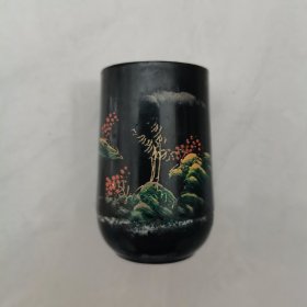 漆器山水纹瓶