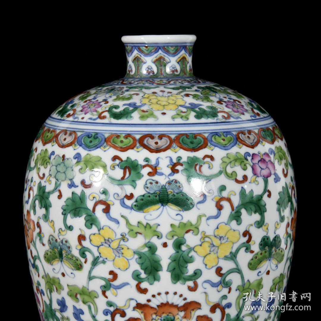 清雍正斗彩花卉纹梅瓶一对；33x16厘米