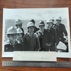 超大尺寸：1980年，南海海上石油工人