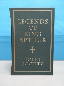 LEGENDS OF KING ARTHUR&TRISTAN&THE HOLY GRAIL，《亚瑟王》，三卷全，精装函套，多幅插图，长宽厚(连函套):23.8*15.3*7.4CM，FOLIO出版，优惠价出