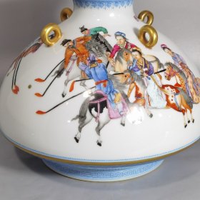 清雍正款 上下翠料边 粉彩明皇击球图四耳尊