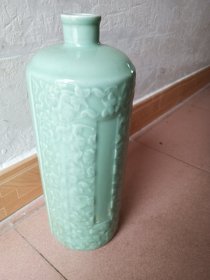 单色釉瓷器