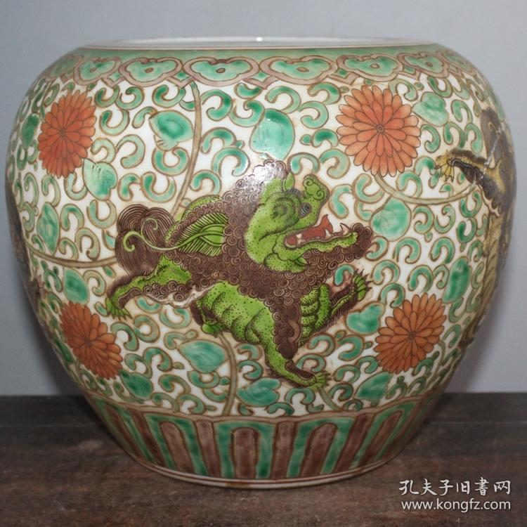 清粉彩狮子缠枝花卉字画缸