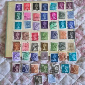 B5英女王信销邮票50枚不同 梅钦票 (不局限于图片的邮票，随机发不挑，邮戳随机，个别有瑕疵)（别超过俩份，挑不出来）