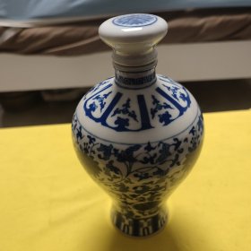 青花酒瓶(一斤装)