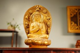 旧藏琉璃鎏金精雕细琢琉璃佛 尺寸：长8.5cm宽8cm高14cm 重量：重550g..