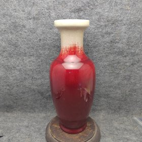 建国瓷厂70年代火焰红釉观音瓶