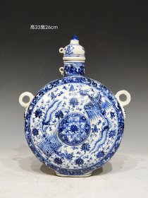 精工细作满工青花凤穿花纹带盖抱月瓶
