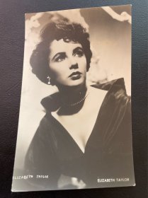 五十年代，好莱坞超级巨星伊丽莎白泰勒老照片。长13.5厘米，宽8.5厘米。23