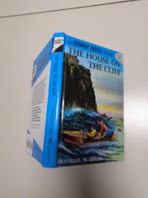 The House on the Cliff (Hardy Boys)【英文原版32开硬精装】