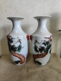 民间收来的花瓶手绘仙鹤 画片凸出 瓷质细腻完整