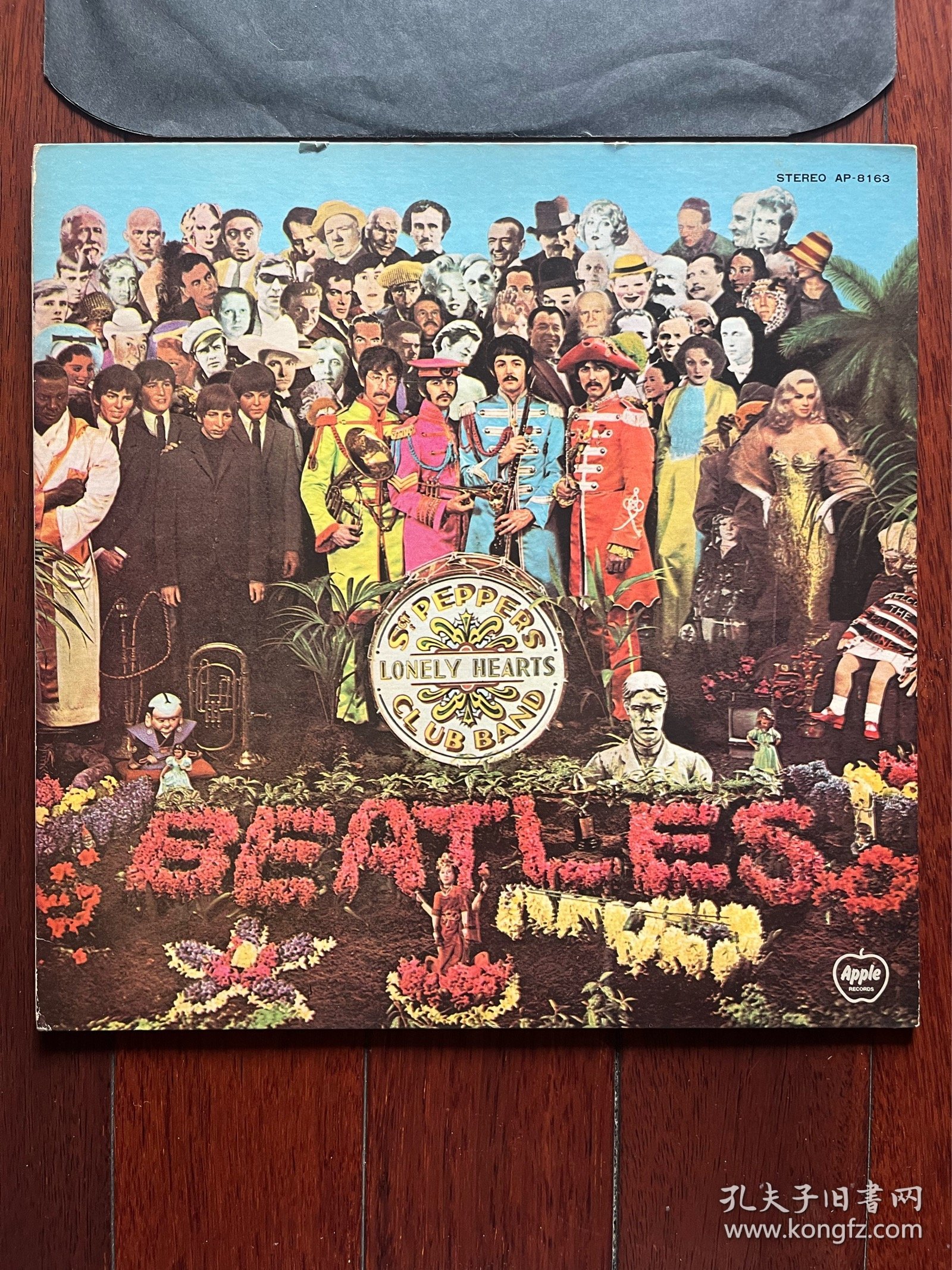 披头士The Beatles黑胶LP佩珀军士Sgt Pepper's Lonely Hearts Club Band甲壳虫乐队正品JP日版