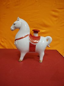 陶瓷酒瓶动物生肖马