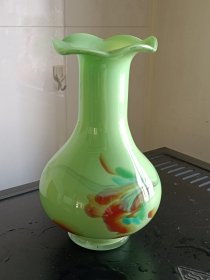 80年代绿色绞胎琉璃花瓶一个