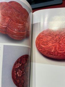 中国古代小众艺术品  The minor arts of China
漆器 铜器 牙雕 竹刻 珐琅 玉器 织绣 玻璃 烟壶
水晶等 190件藏品